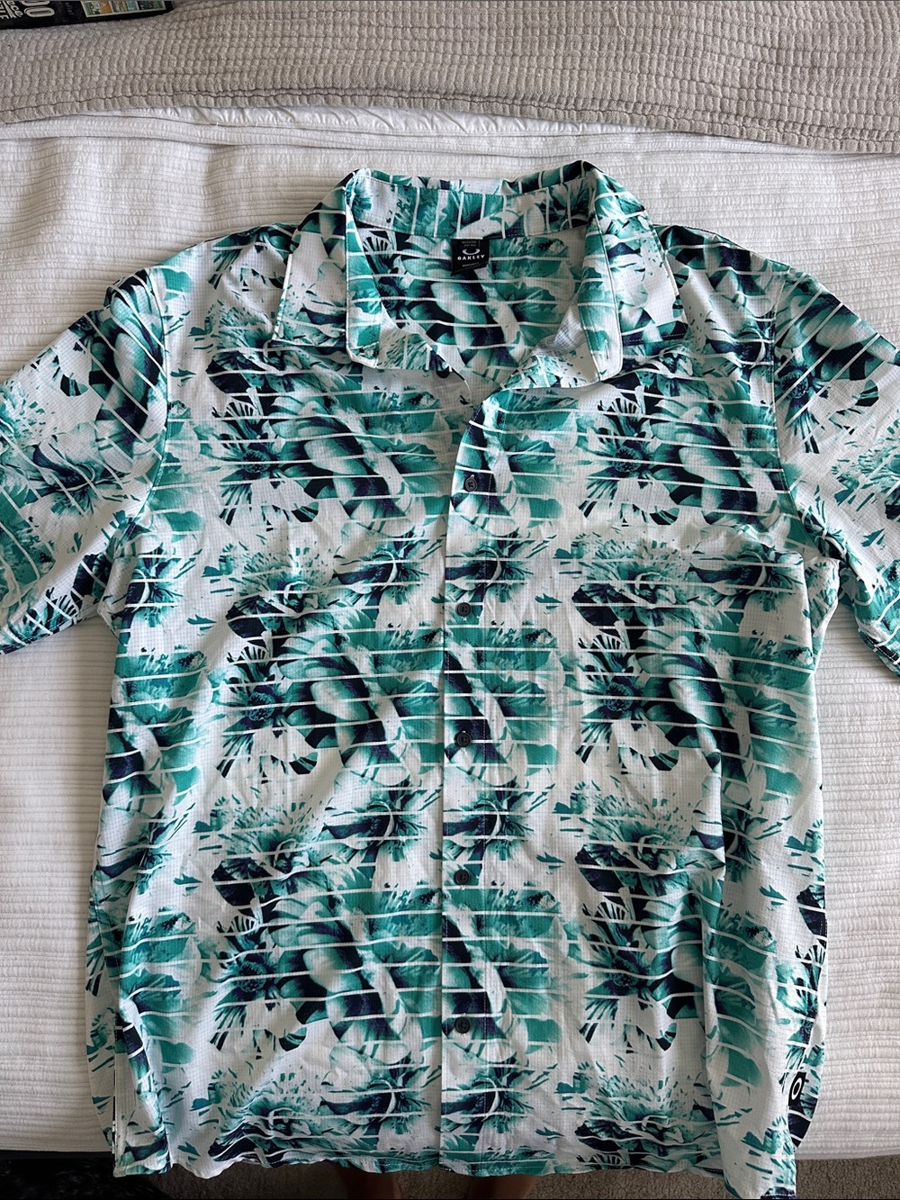Oakley Men's Teal and White Floral Polo Shirt